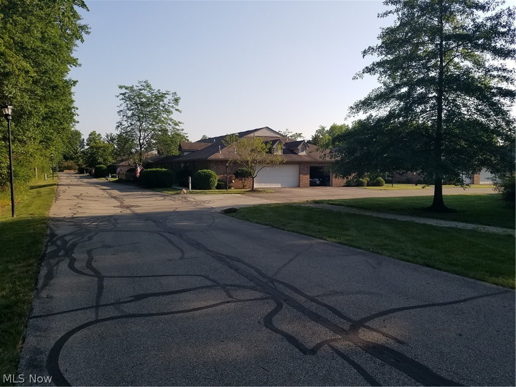 Devonshire Meadows Condo - Residential