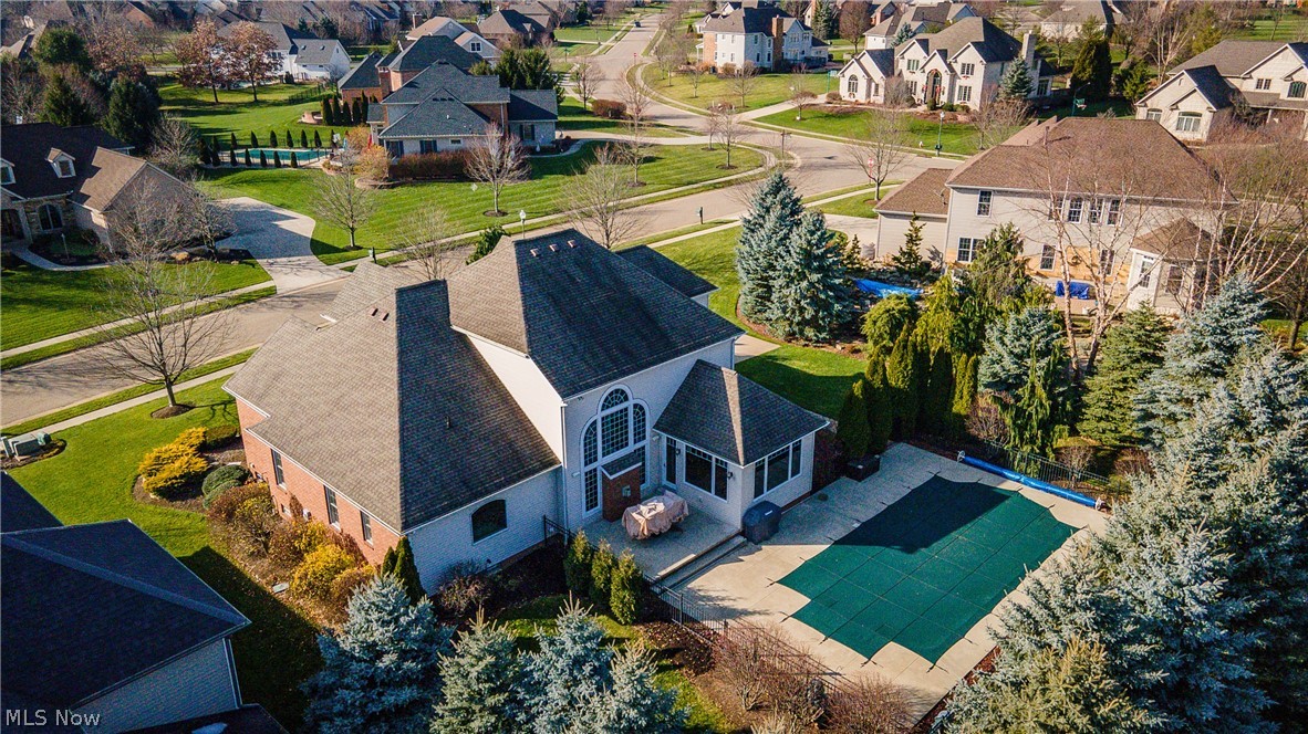 Saint James Place 07 - Residential