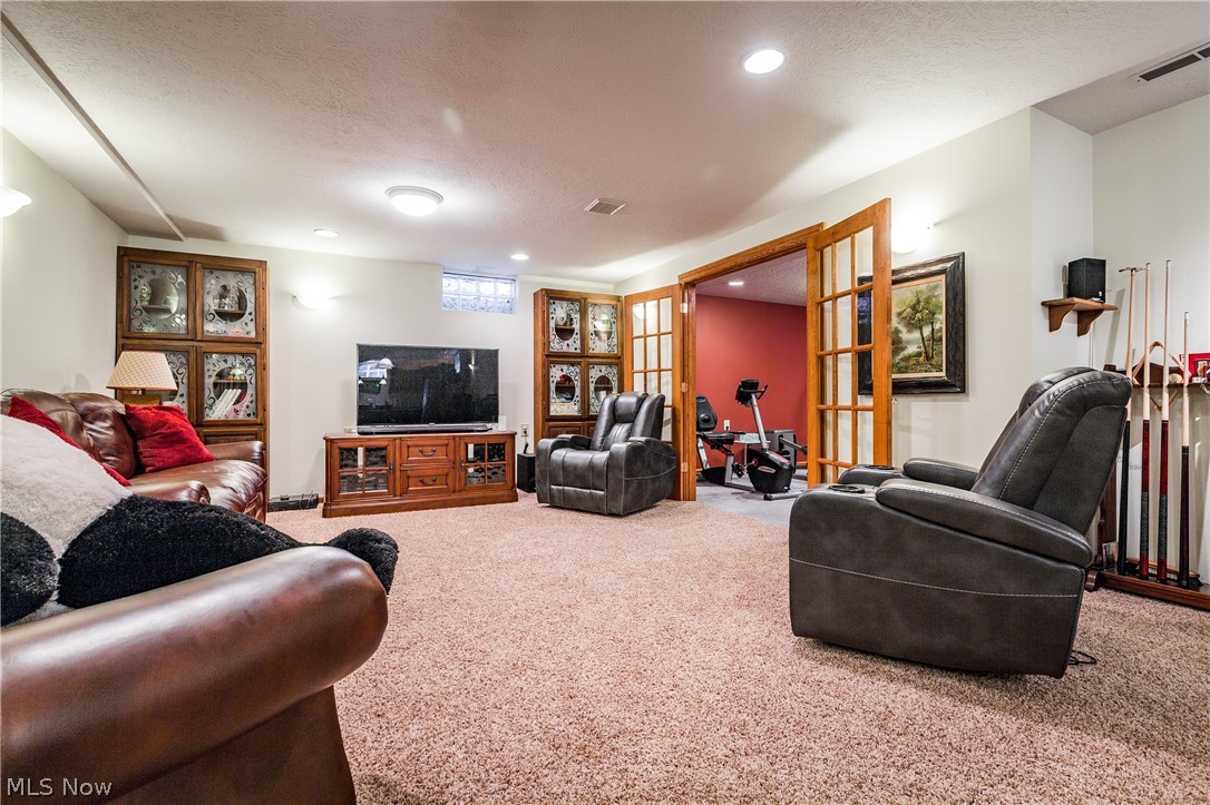 Saint James Place 07 - Residential