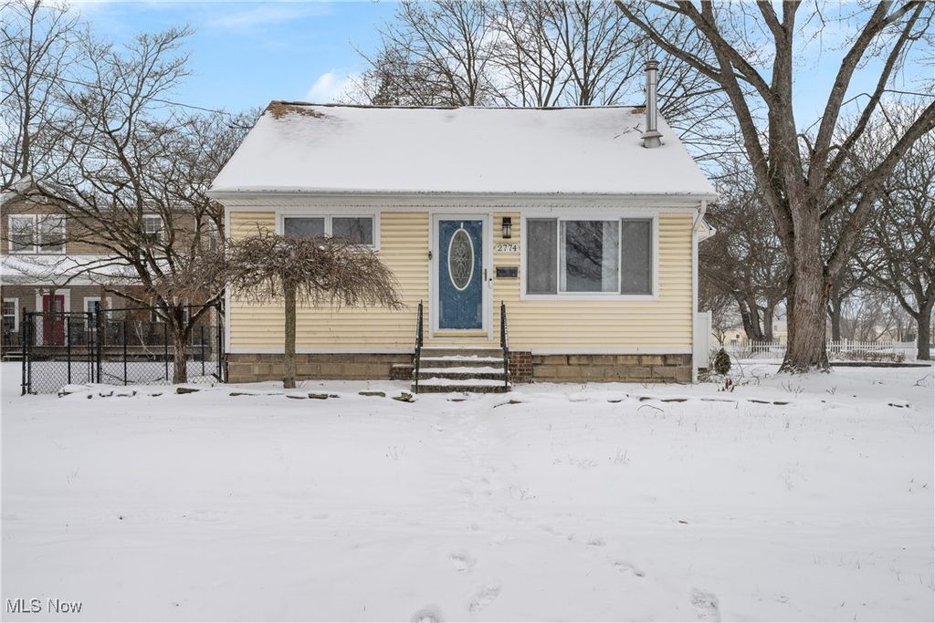 Photo of 2774 Wingate Avenue, Akron, OH 44314 (MLS # 5182491)