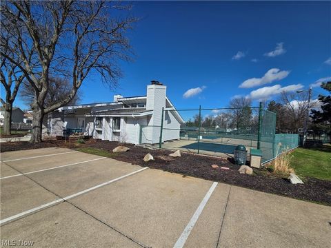 Tiny photo for 5463 Millwood Lane #42-C, Willoughby, OH 44094 (MLS # 5192916)