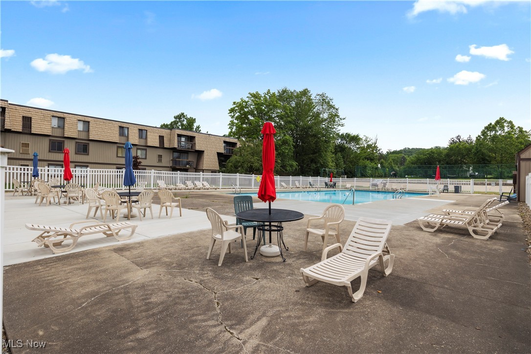 Sunrise Cove Condo 02 - Residential