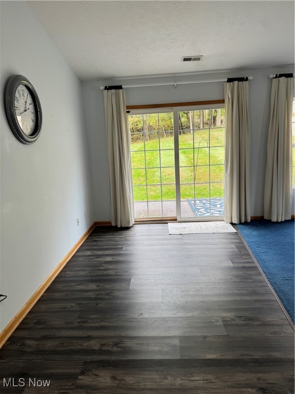 Brambly Hedge Knoll Condo - Residential