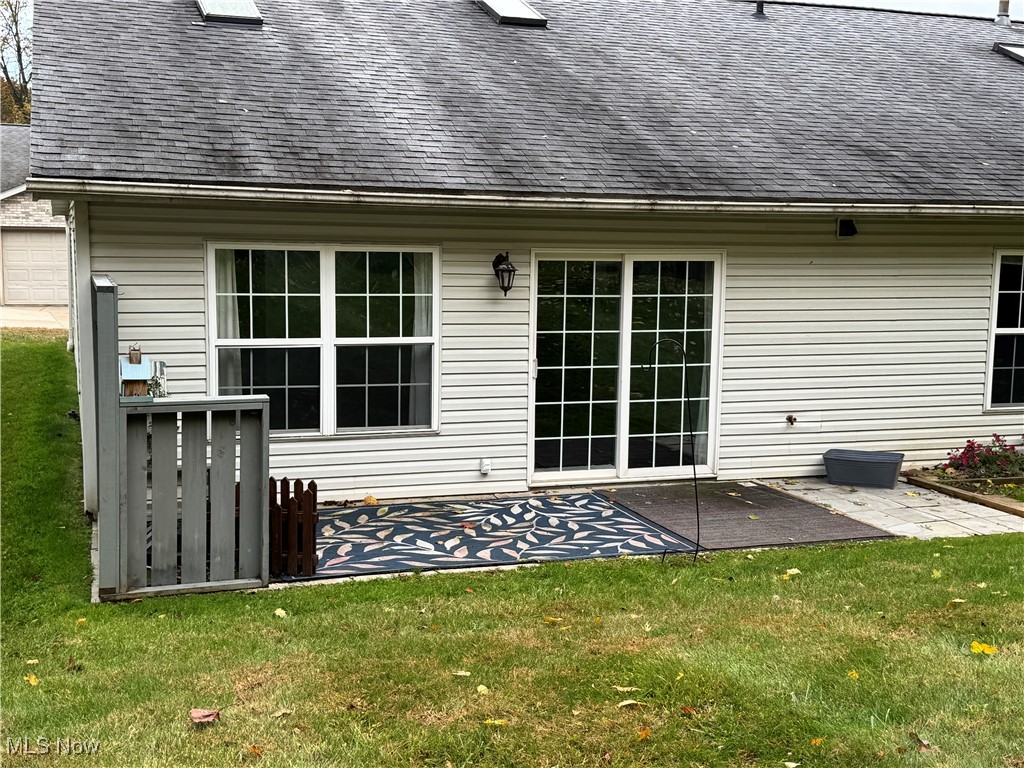 Brambly Hedge Knoll Condo - Residential