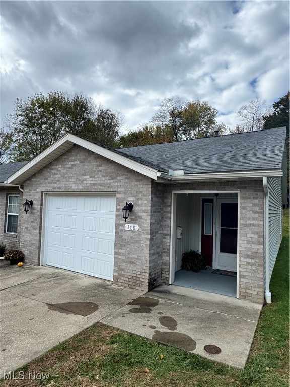 Brambly Hedge Knoll Condo - Residential