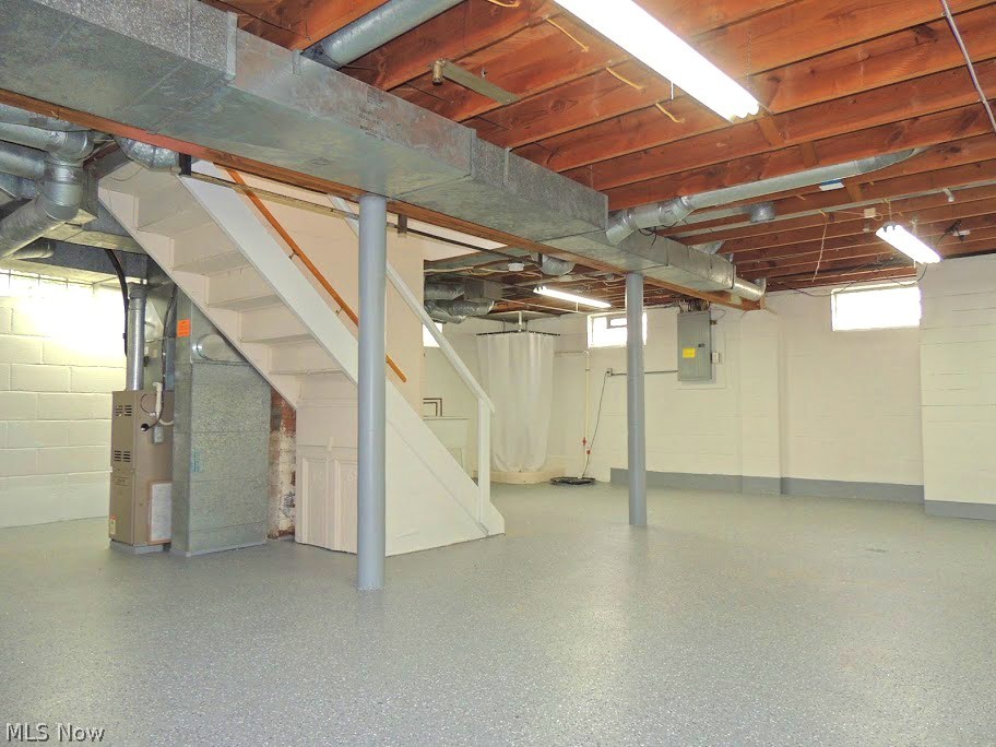 Wellmon Realty Cos Clearview - Residential Lease