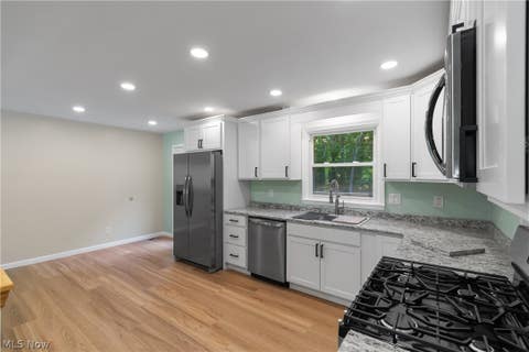 Tiny photo for 1075 River Road, Lake Milton, OH 44429 (MLS # 5239517)