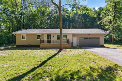 Tiny photo for 1075 River Road, Lake Milton, OH 44429 (MLS # 5239517)