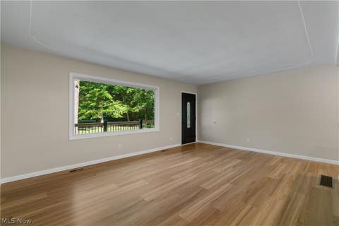 Tiny photo for 1075 River Road, Lake Milton, OH 44429 (MLS # 5239517)