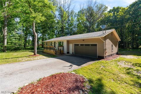 Tiny photo for 1075 River Road, Lake Milton, OH 44429 (MLS # 5239517)