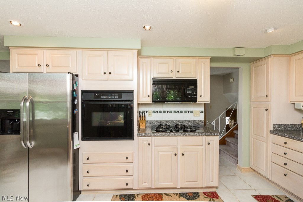 Starlite Properties Inc Sub - Residential