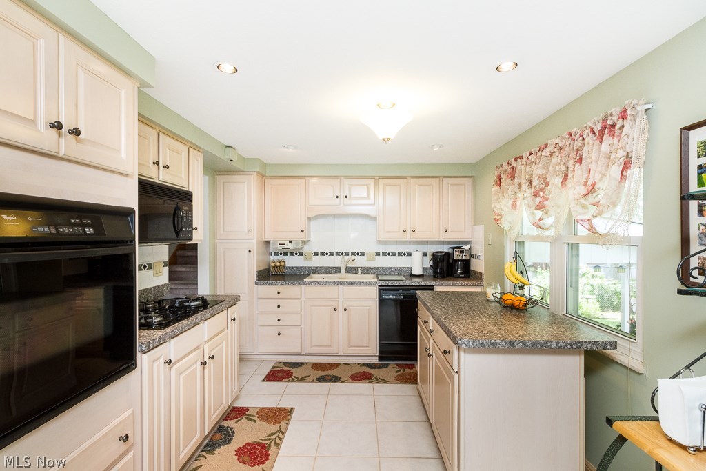 Starlite Properties Inc Sub - Residential