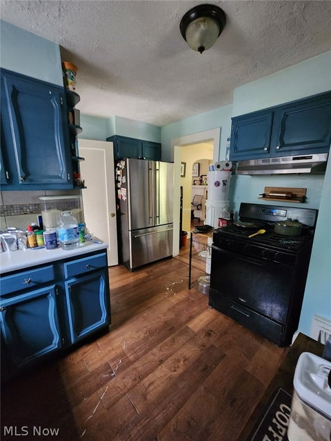 Tiny photo for 932 Hardesty Boulevard, Akron, OH 44320 (MLS # 5240499)