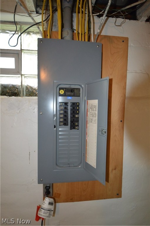 V Mancino's Sub - Residential