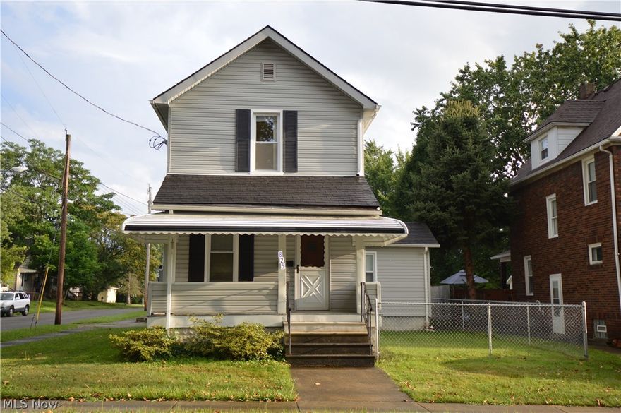 Move right in and make this adorable home your own! 825 Mason offers 3 nice size bedrooms with new carpeting. Updates include a first floor bathroom that is completely remodeled, newer vinyl siding, 5 yr. roof, updated electric panel & waterproofed basement. 1 1/2 car garage has electric & opener. What more could you ask for? Make an appointment today...
