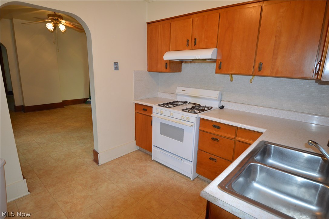 V Mancino's Sub - Residential