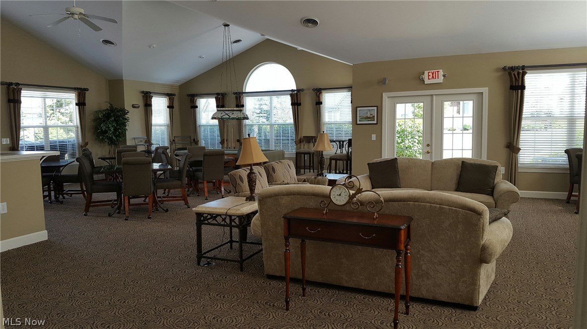 Crossings/Northwest Condo Ph I - Residential