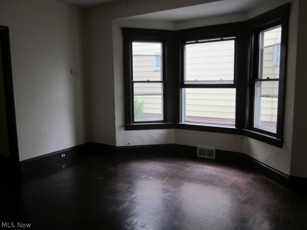 Brooklyn Heights - Residential Income