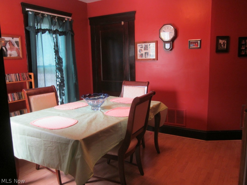 Brooklyn Heights - Residential Income