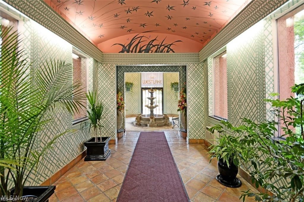 Westlake Condo - Residential