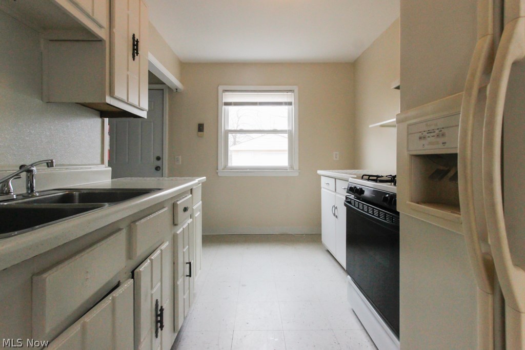 Scott-Hall-Clark Cos Settleme - Residential Lease