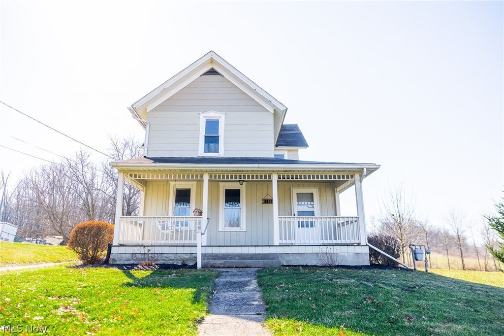 Photo of 3822 State Street NW, North Canton, OH 44720 (MLS # 5189445)