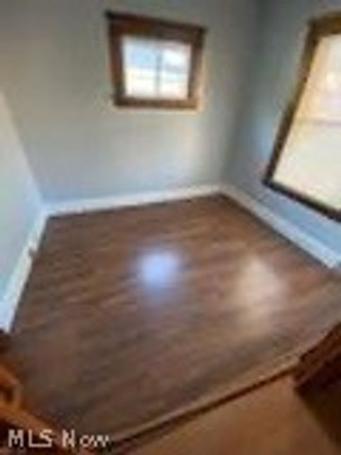 Tiny photo for 14208 Kingsford Avenue, Cleveland, OH 44128 (MLS # 5210676)