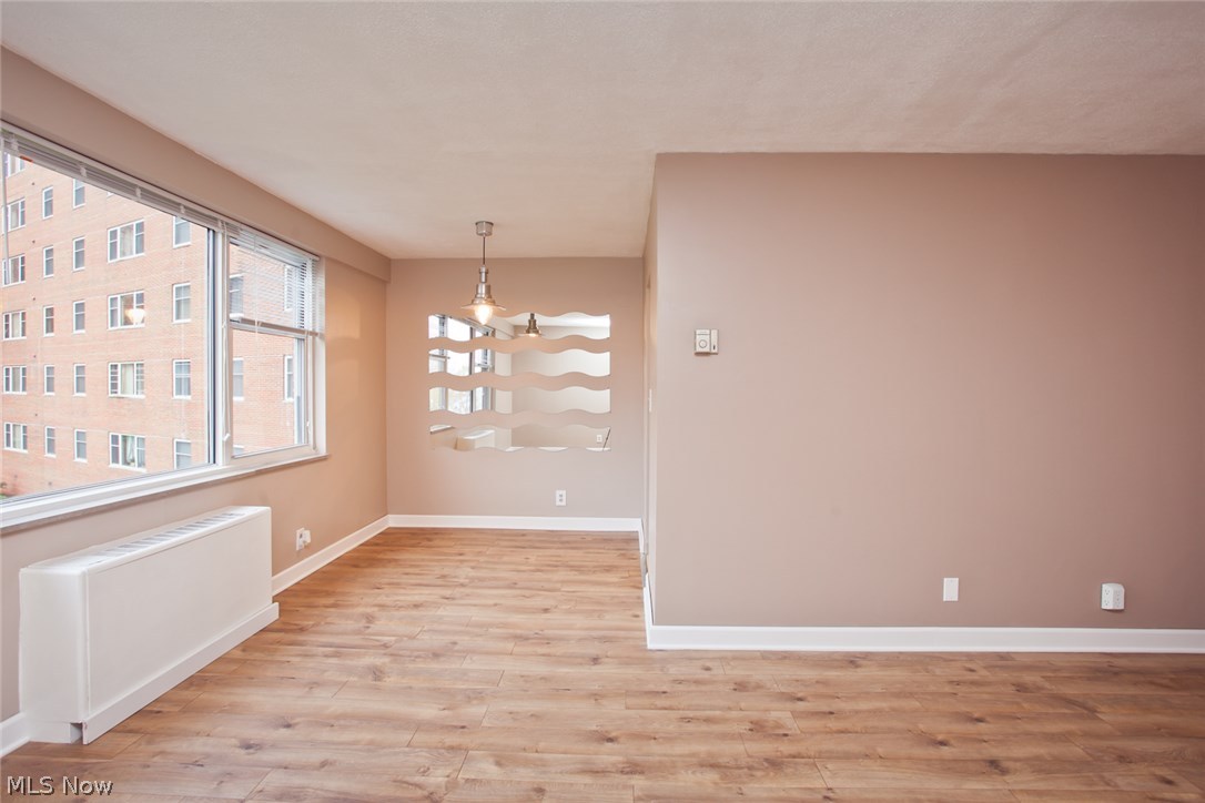 Lake House Condo - Residential