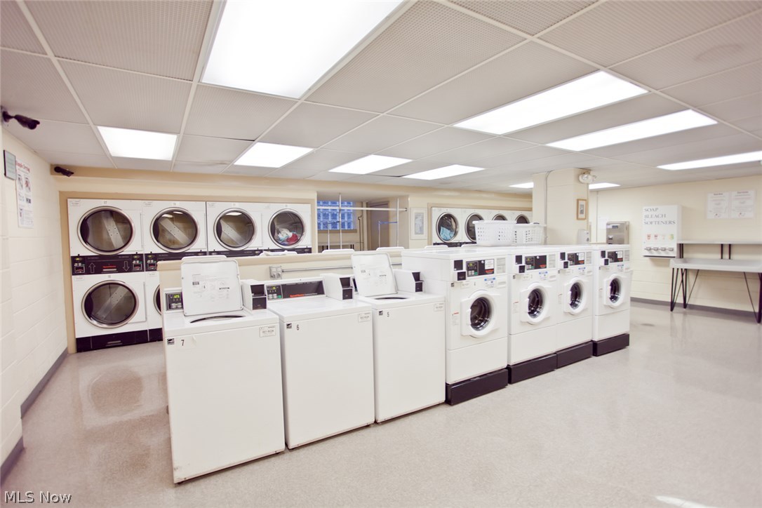 Lake House Condo - Residential