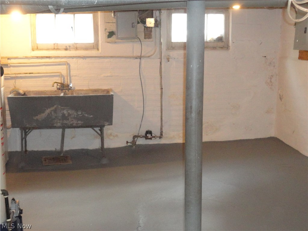 F W Sears - Residential