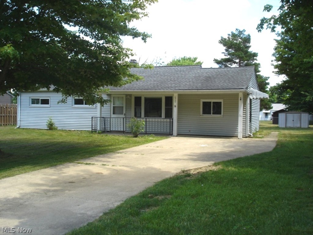 Pinewood Acres Inc Coventry Te - Residential