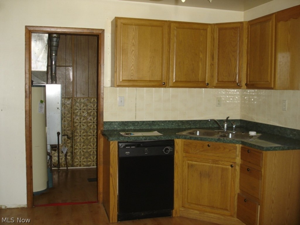 Pinewood Acres Inc Coventry Te - Residential