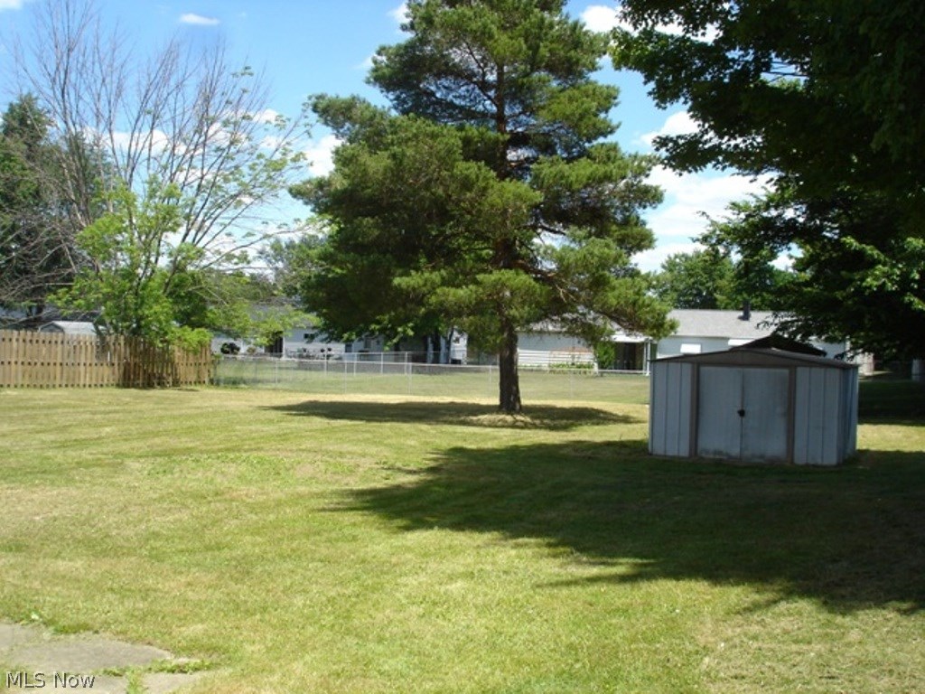 Pinewood Acres Inc Coventry Te - Residential