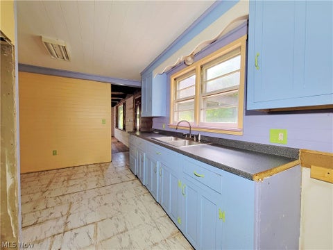 Tiny photo for 333 Old Saint Marys Pike, Parkersburg, WV 26104 (MLS # 5240100)