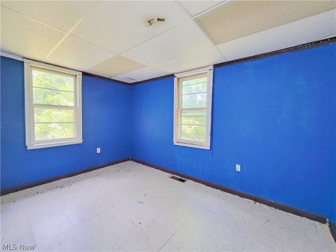 Tiny photo for 333 Old Saint Marys Pike, Parkersburg, WV 26104 (MLS # 5240100)