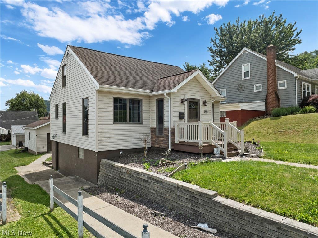 Photo of 935 Logan Avenue, Toronto, OH 43964 (MLS # 5216612)