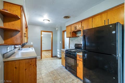 Tiny photo for 251 E 286th Street, Willowick, OH 44095 (MLS # 5216845)