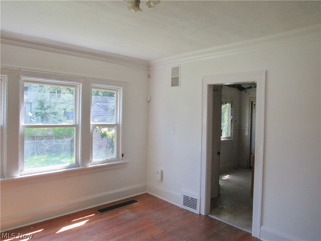 742 Linn Drive