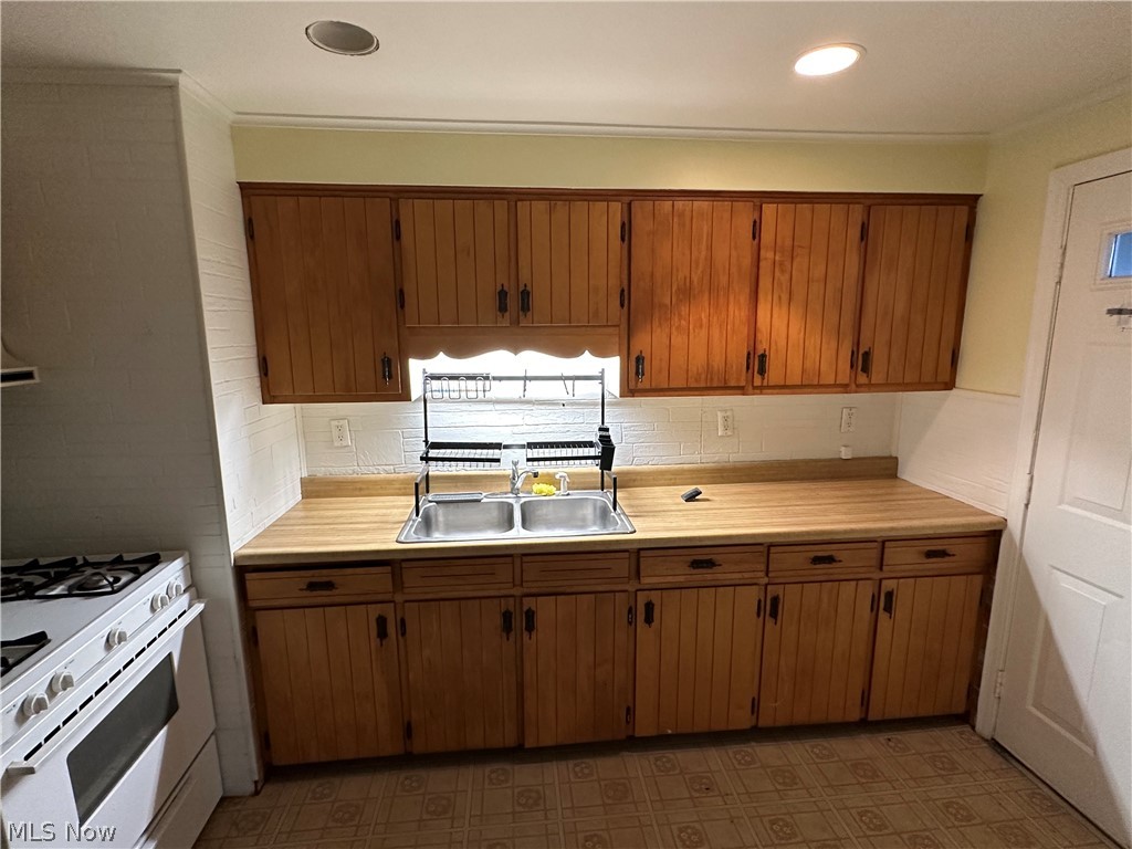 Elmwood - Residential