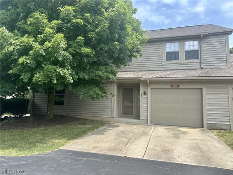Photo for 221 S Linden Court 2