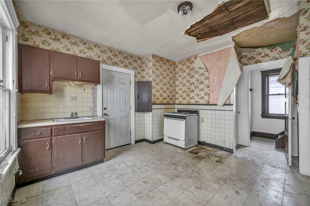 M & M Halles Resub - Residential