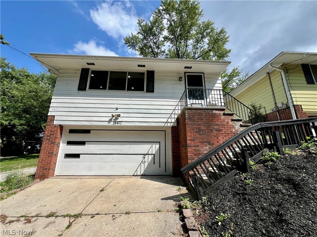 Photo of 14417 Maple Avenue, Maple Heights, OH 44137 (MLS # 5205808)