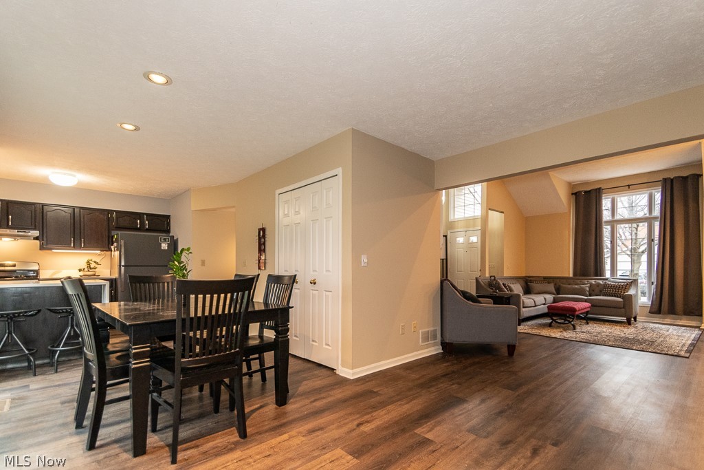 Bryn Mawr - Residential