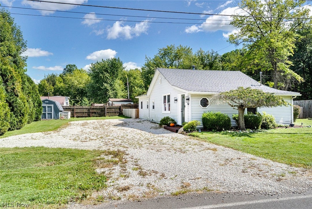 259 NE River Road