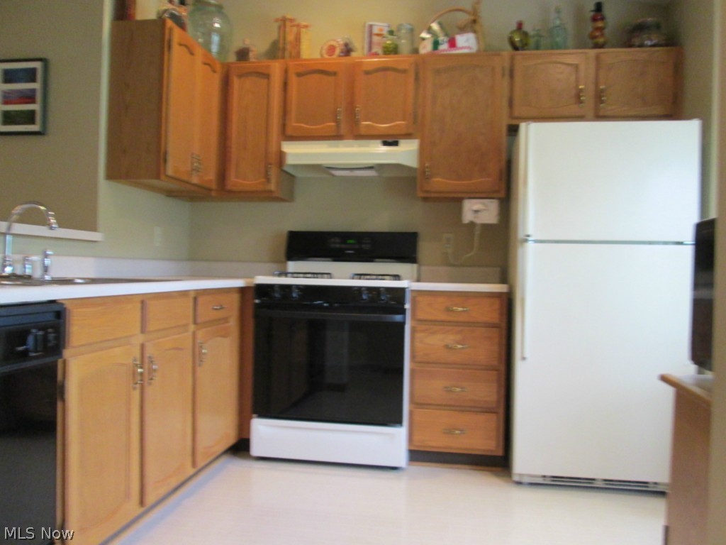 Hunters Run Condo - Residential