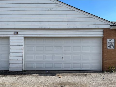 Tiny photo for 4732 Walford Road #3B, Warrensville Heights, OH 44128 (MLS # 5209565)