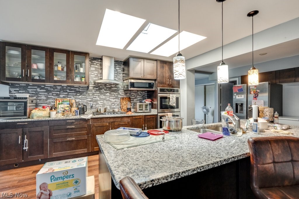 Cuyahoga Falls - Commercial Sale