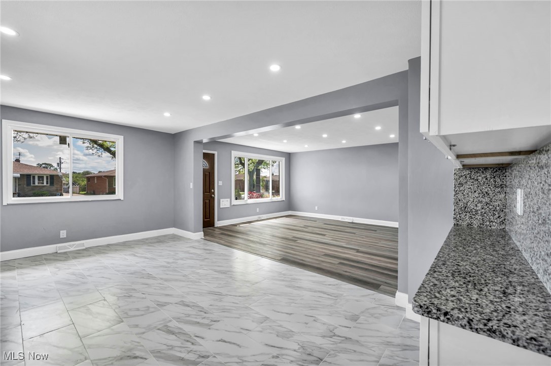 4482 W 144th Street, Cleveland, Ohio image 11