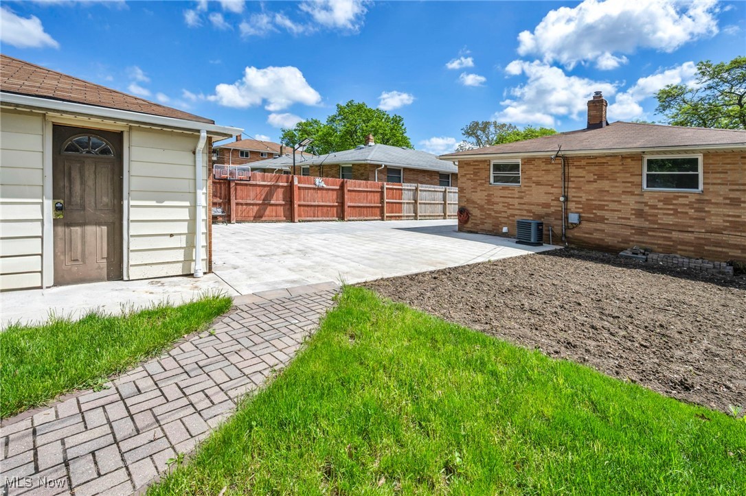 4482 W 144th Street, Cleveland, Ohio image 27