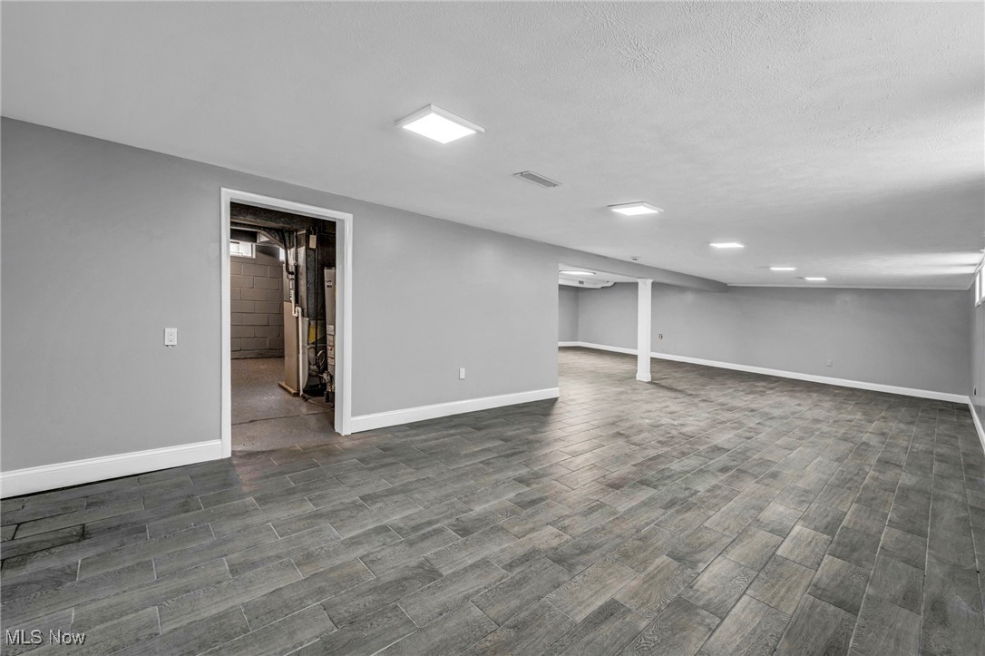 4482 W 144th Street, Cleveland, Ohio image 25